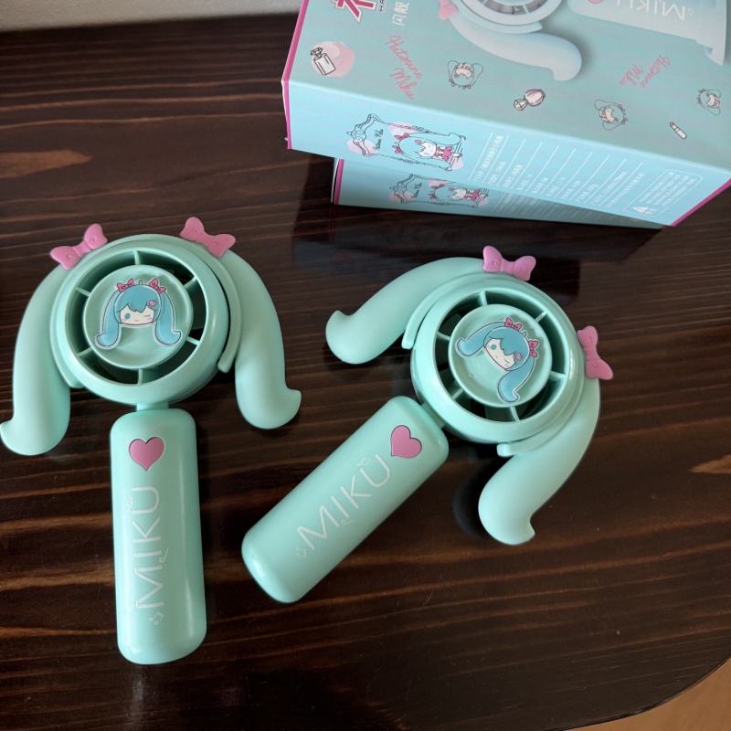 Hatsune Miku Mini El Tipi Fan  - Camping Cooking Fire incelemesi ve fiyatı